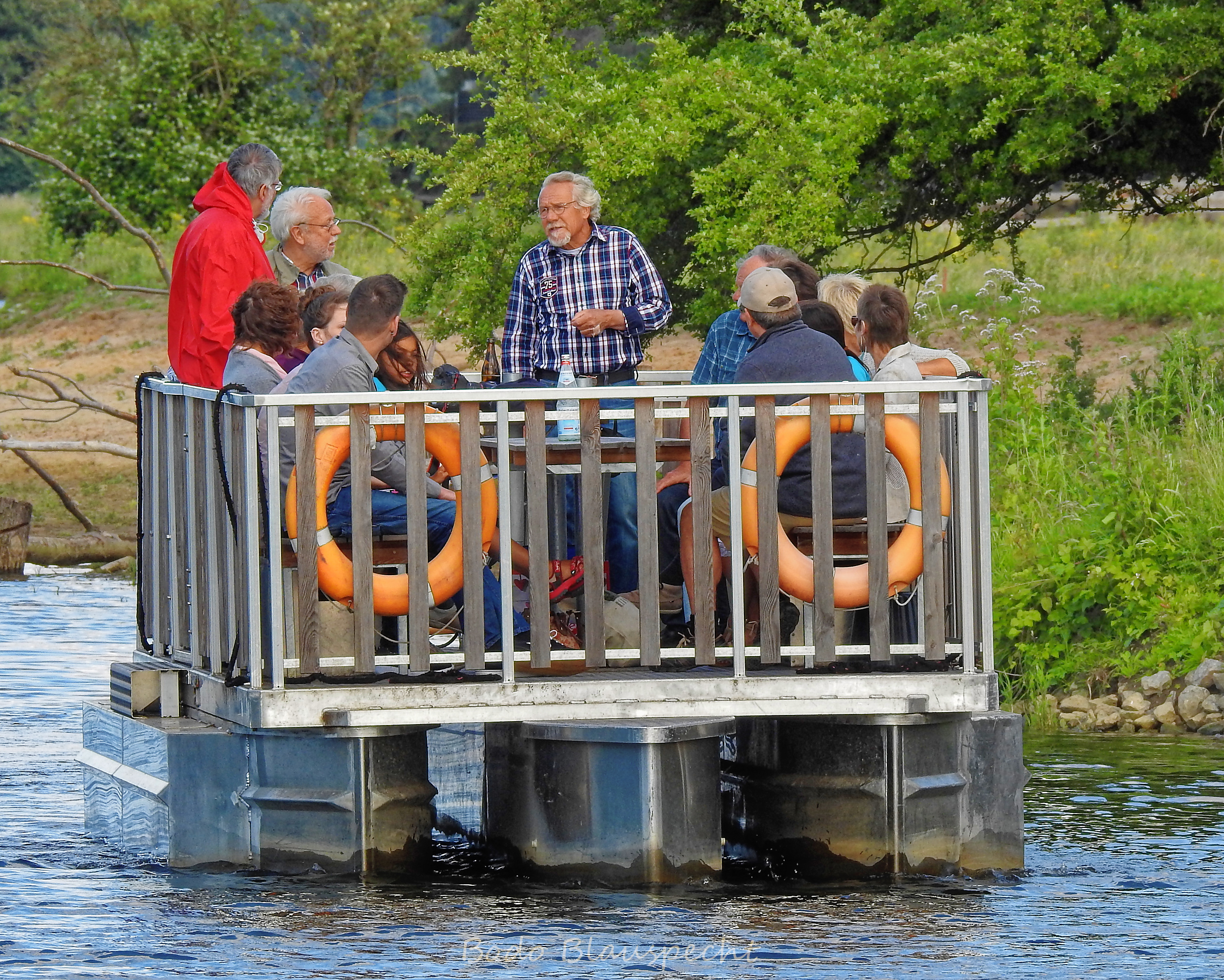 Flossfahrt Steveraue 2015.06.27 19.23 84 WEB